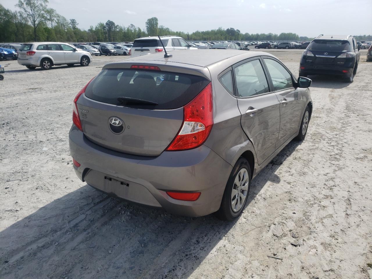 Photo 4 from auction – 2017 HYUNDAI ACCENT SE with VIN KMHCT5AE3HU364165