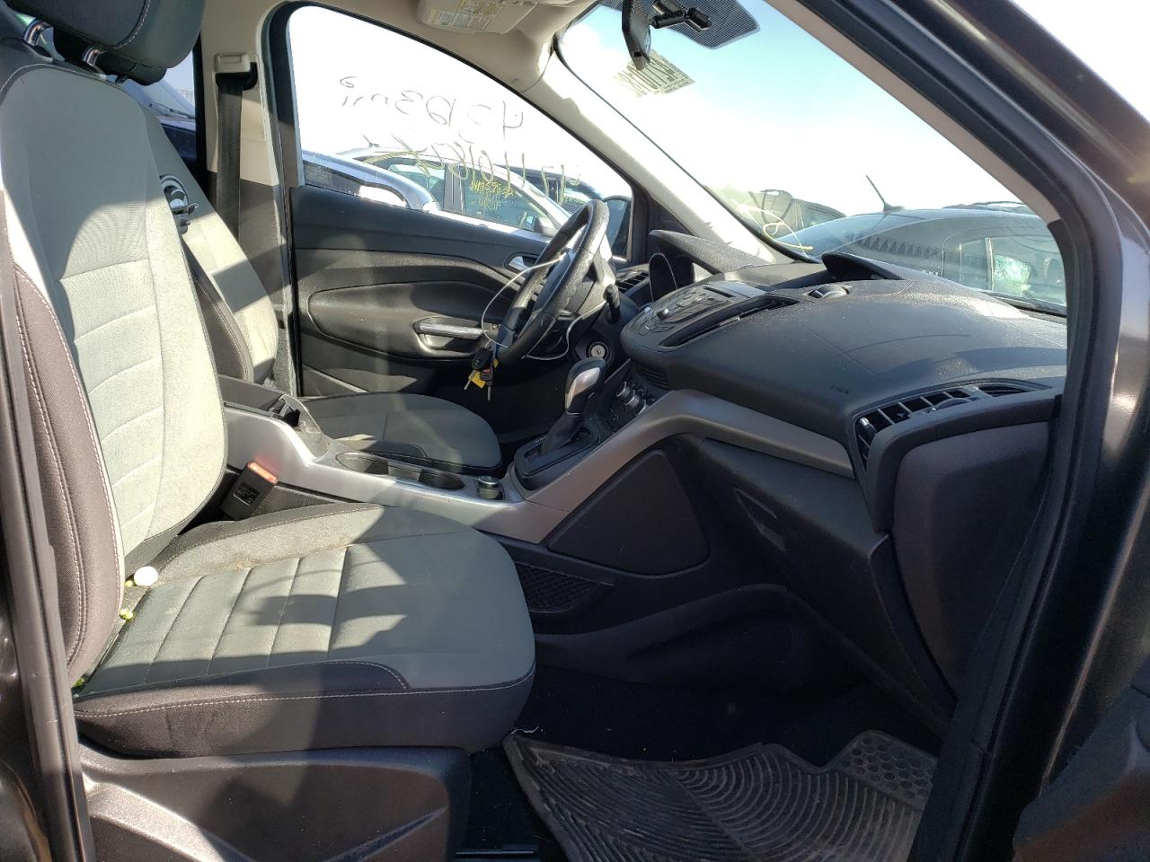 Photo 5 from auction – 2016 FORD ESCAPE SE with VIN 1FMCU0GX1GUC52827