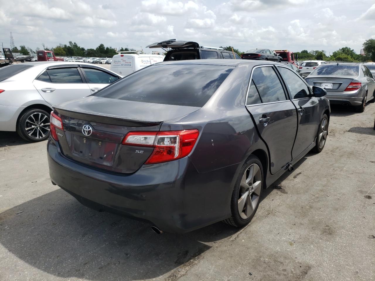 Photo 4 from auction – 2014 TOYOTA CAMRY L with VIN 4T1BF1FK5EU752245