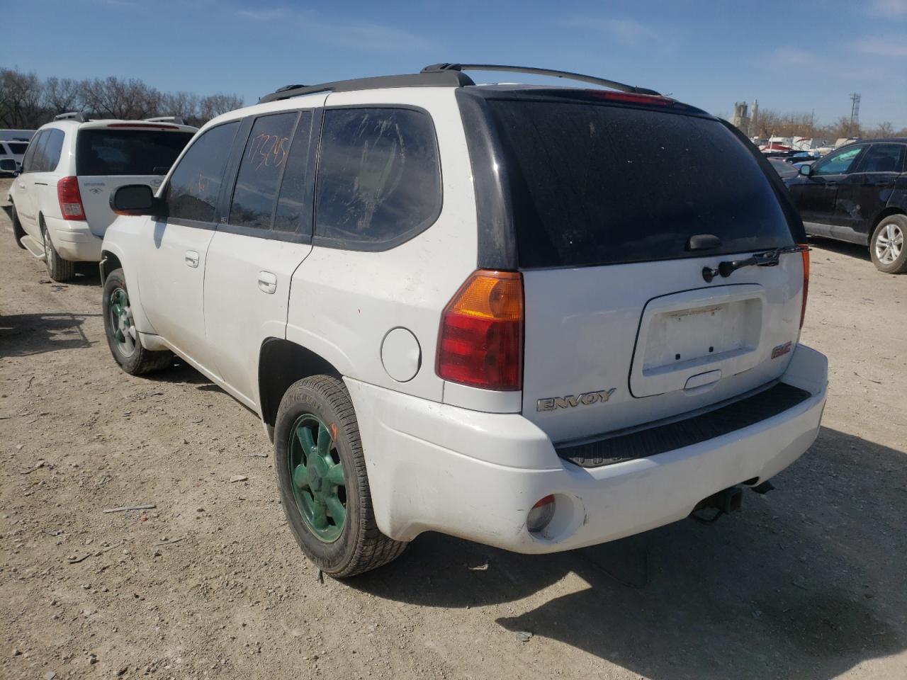 Photo 3 from auction – 2005 GMC ENVOY with VIN 1GKDT13S552139990