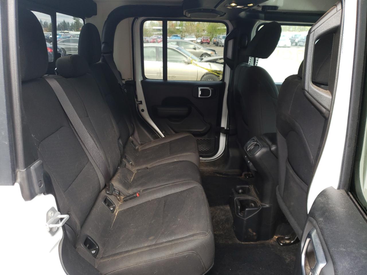 Photo 6 from auction – 2020 JEEP GLADIATOR with VIN 1C6HJTAG5LL120044