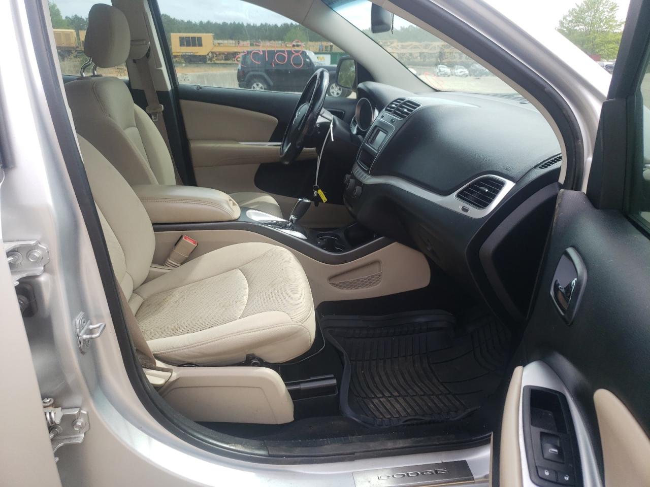 Photo 5 from auction – 2014 DODGE JOURNEY SE with VIN 3C4PDCAB1ET148673