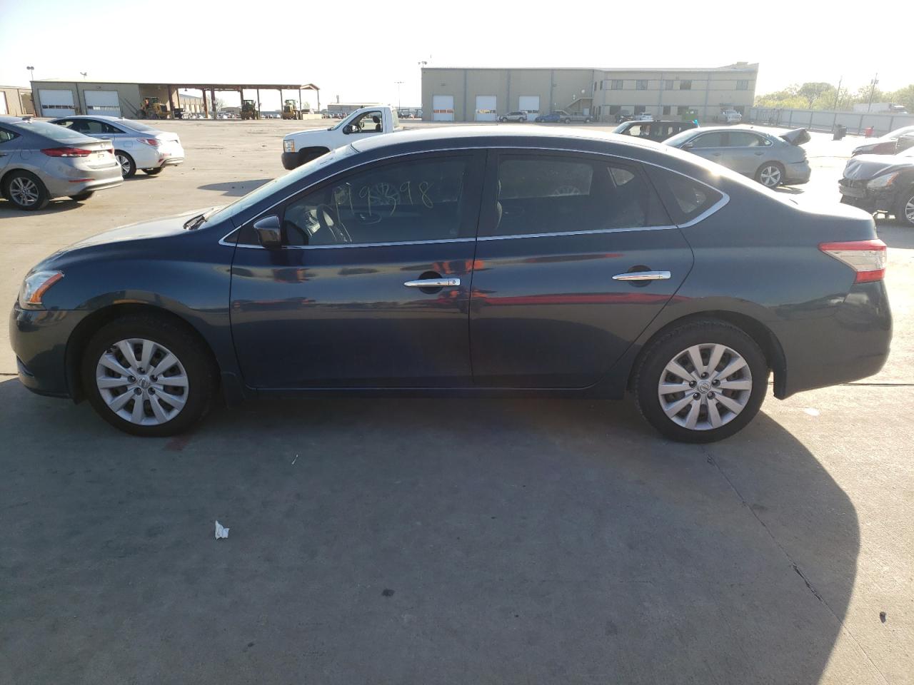 Photo 9 from auction – 2013 NISSAN SENTRA S with VIN 3N1AB7AP5DL645211