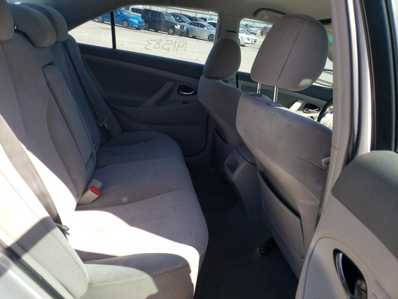 Photo 6 from auction – 2011 TOYOTA CAMRY BASE with VIN 4T4BF3EK2BR218361
