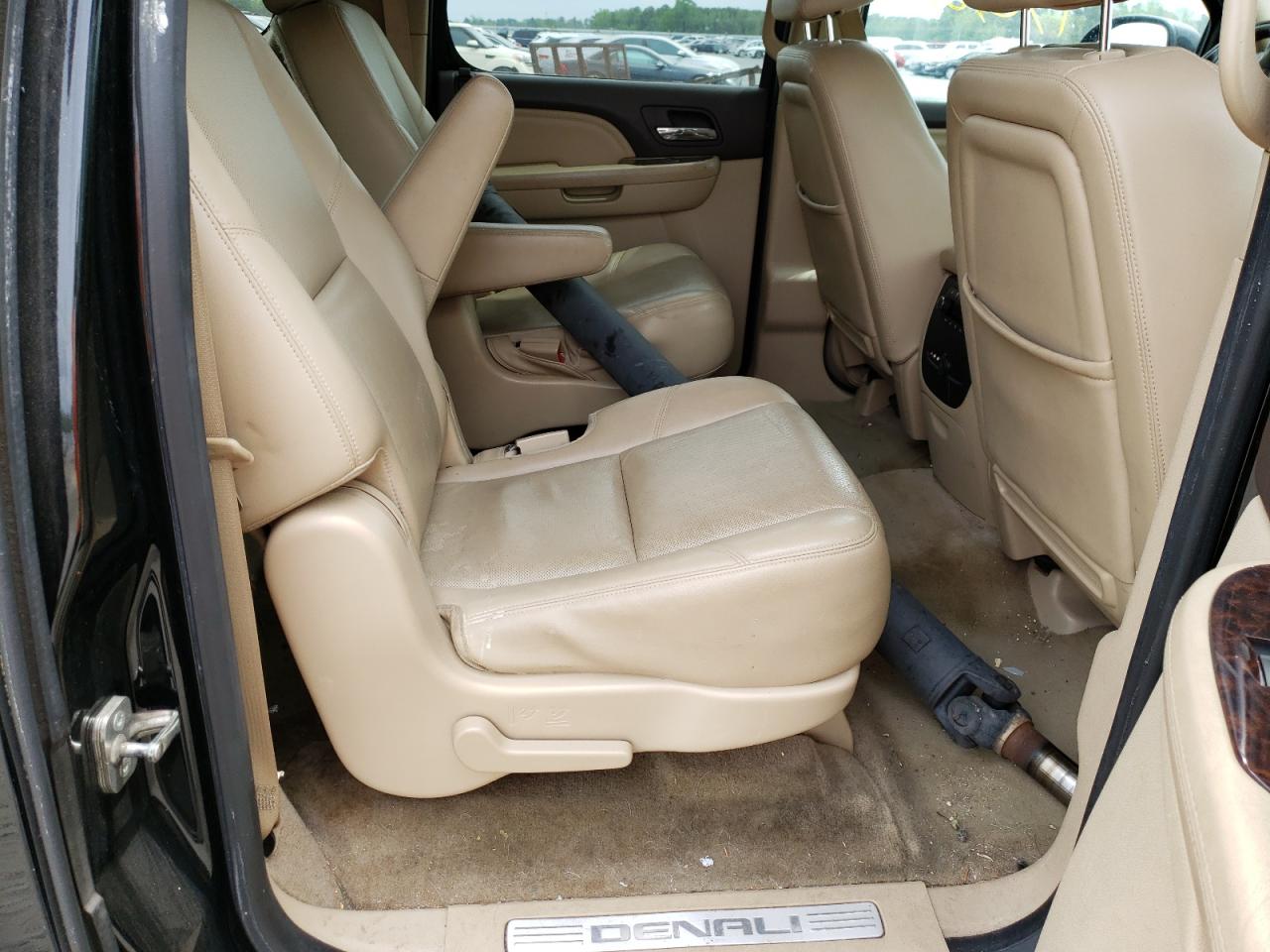Photo 6 from auction – 2013 GMC YUKON XL D with VIN 1GKS2MEF8DR226316