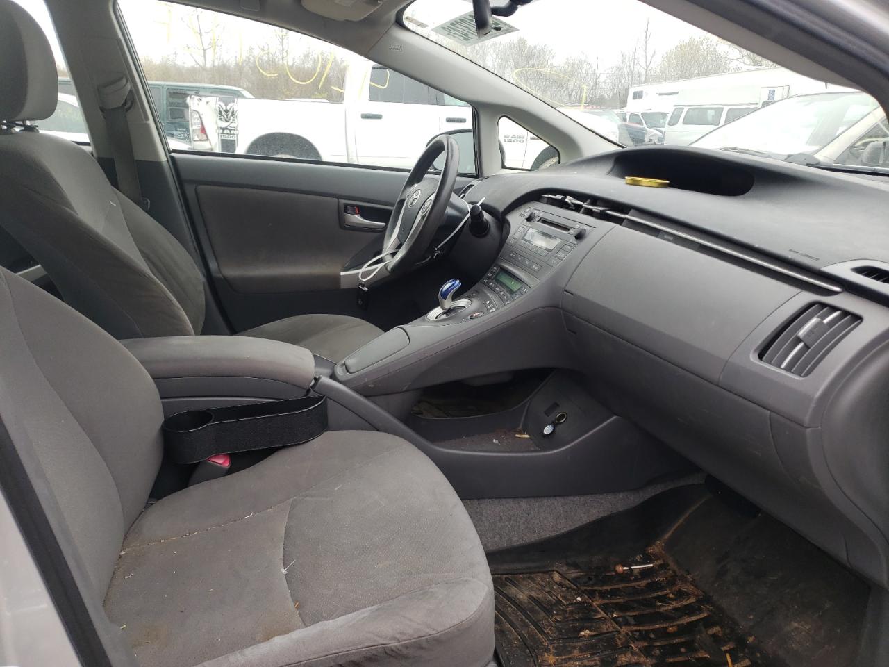 Photo 5 from auction – 2011 TOYOTA PRIUS with VIN JTDKN3DU2B0264218