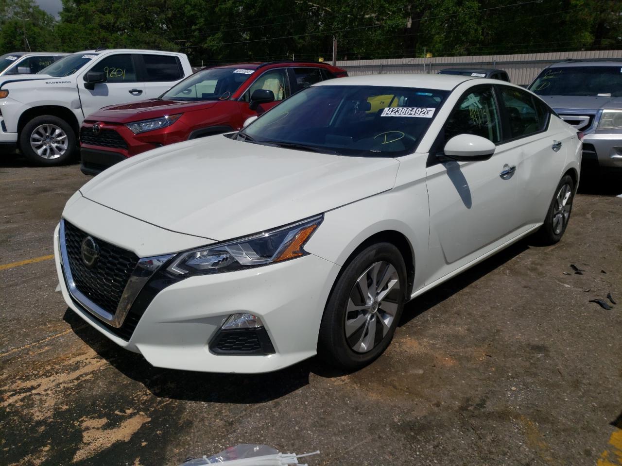 Photo 2 from auction – 2020 NISSAN ALTIMA S with VIN 1N4BL4BV5LC248026