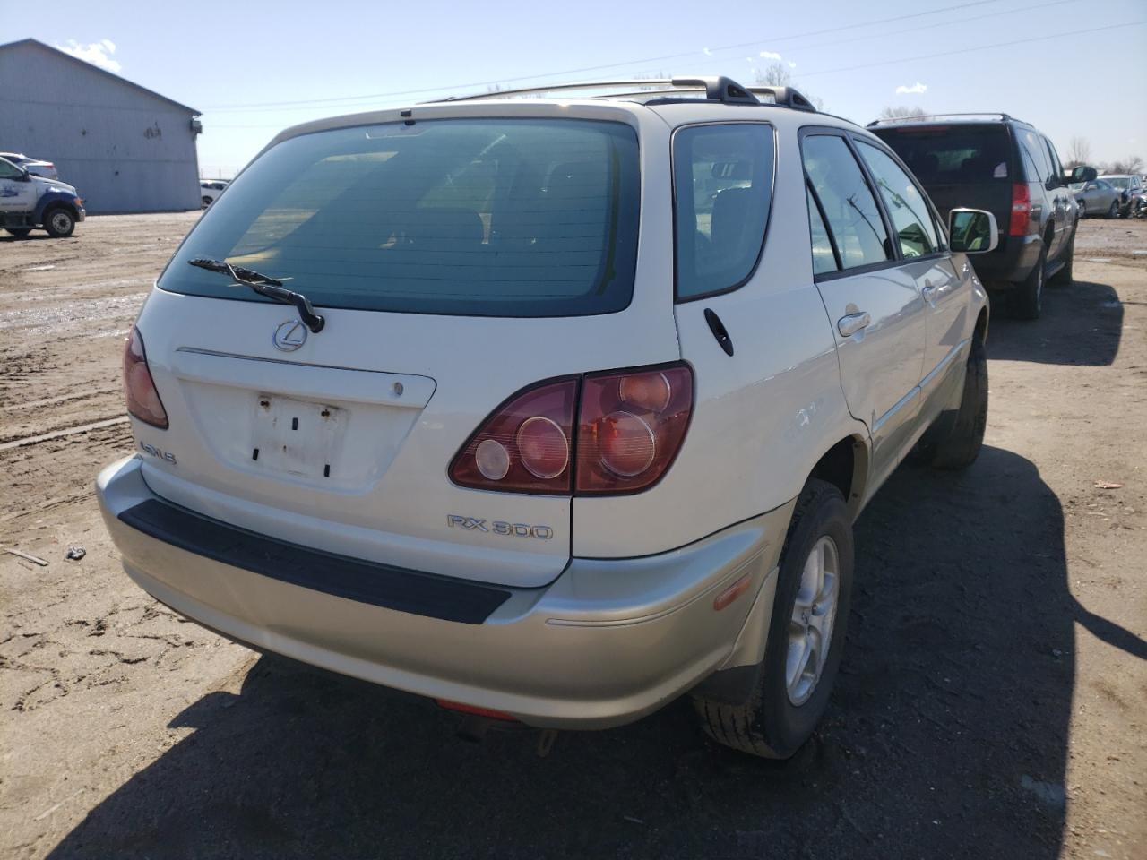 Photo 4 from auction – 2000 LEXUS RX 300 with VIN JT6HF10U2Y0117608