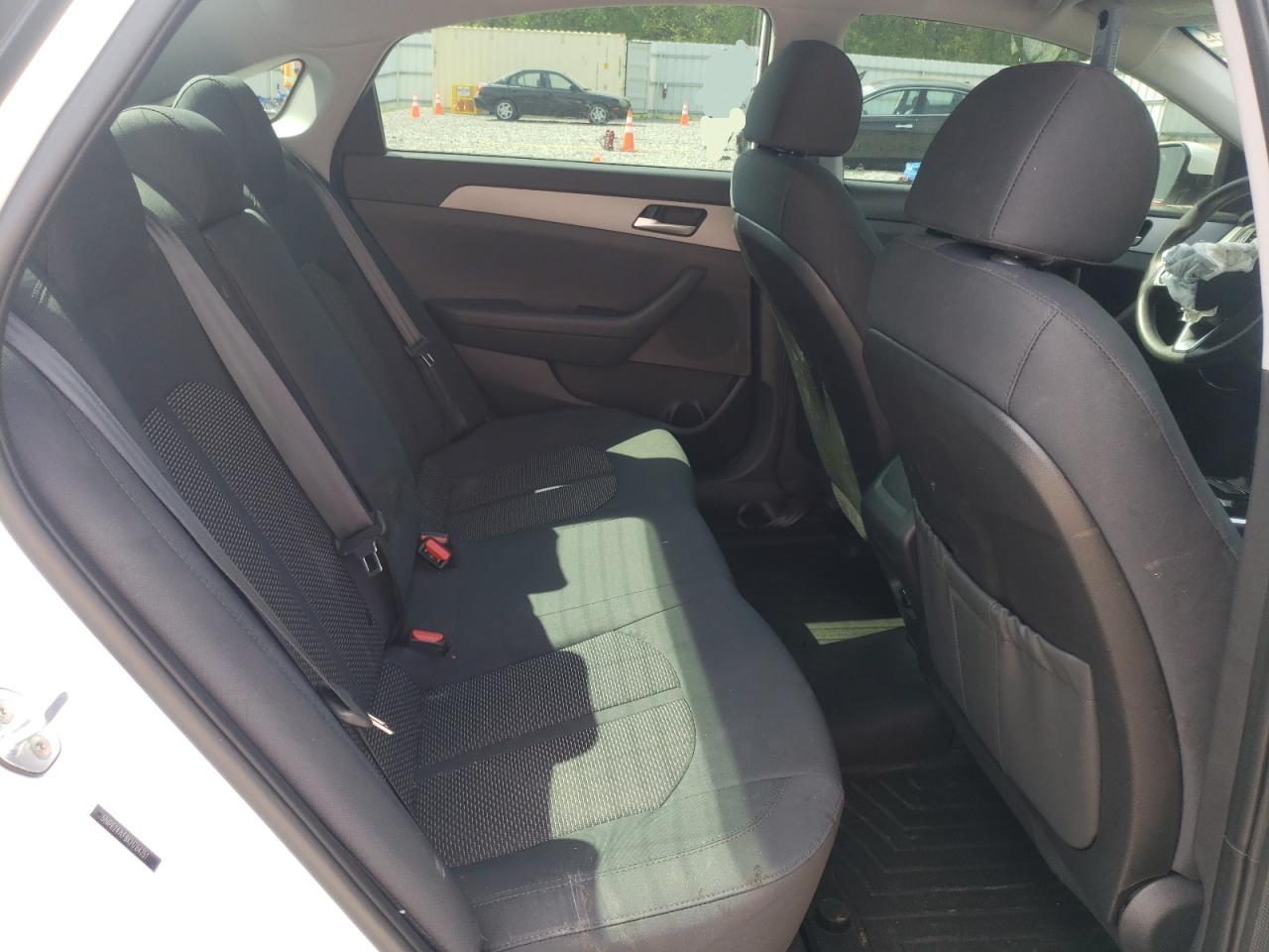 Photo 6 from auction – 2019 HYUNDAI SONATA SE with VIN 5NPE24AF8KH784251