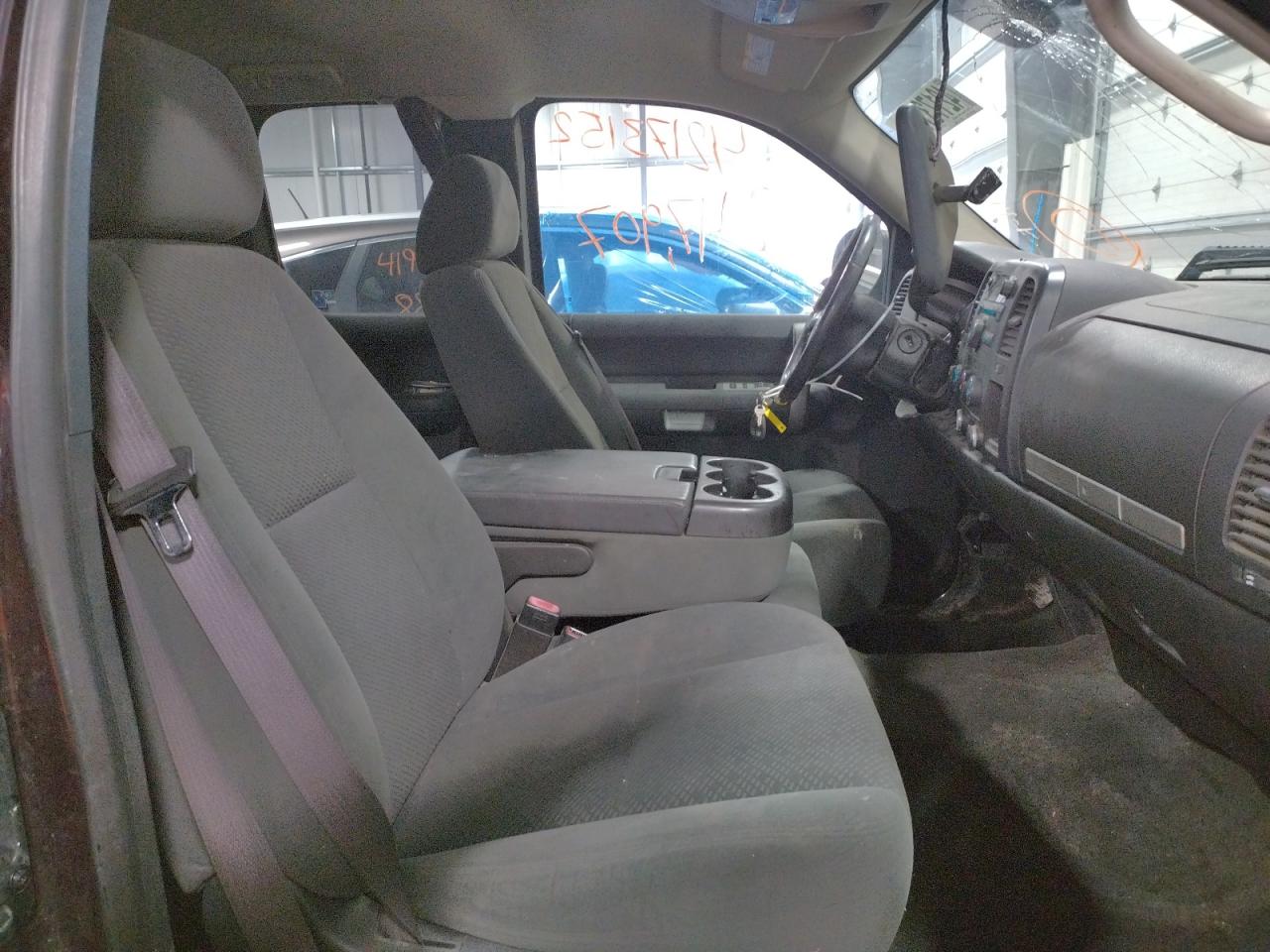 Photo 5 from auction – 2008 CHEVROLET SILVERADO with VIN 2GCEK19C481184538