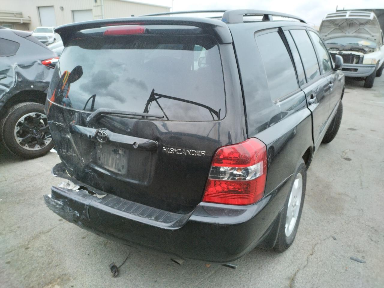 Фото 4 с аукциона – 2004 TOYOTA HIGHLANDER с VIN JTEEP21A240015508