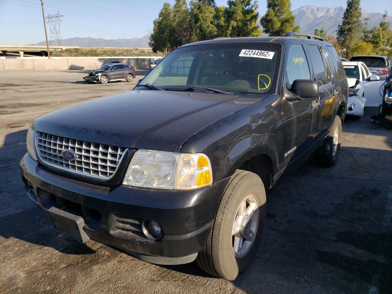 Photo 2 from auction – 2004 FORD EXPLORER X with VIN 1FMZU63E44ZB44721
