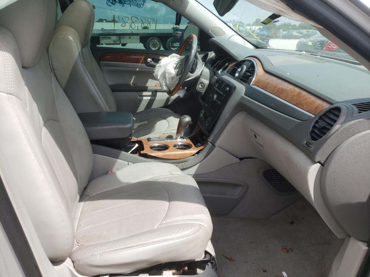 Photo 5 from auction – 2012 BUICK ENCLAVE with VIN 5GAKVCED8CJ217657