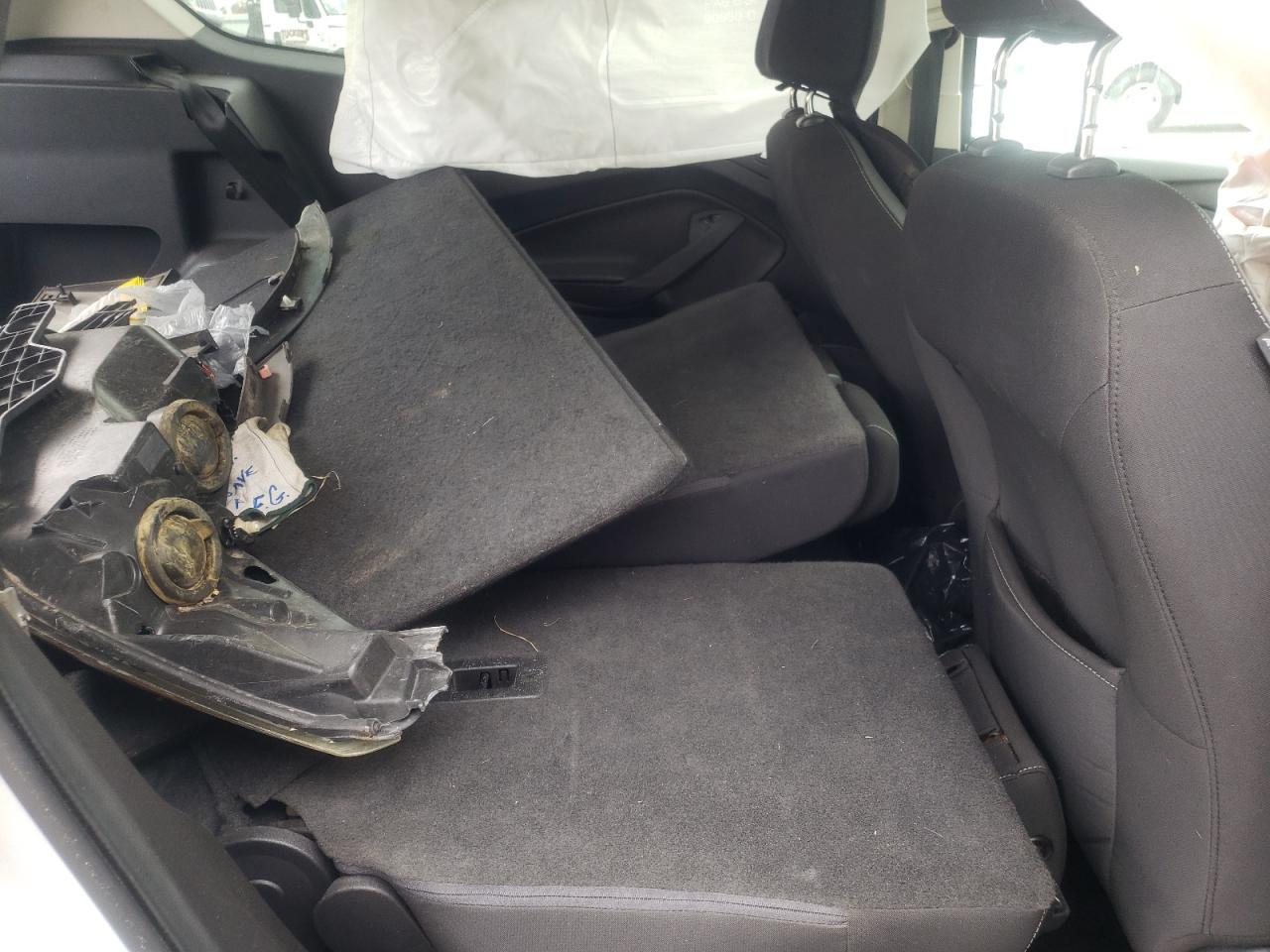 Photo 6 from auction – 2013 FORD ESCAPE SE with VIN 1FMCU9GX2DUB49951