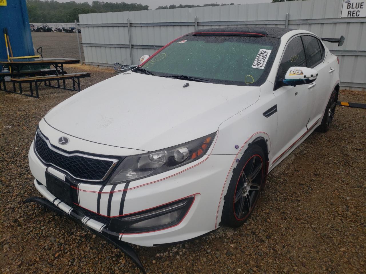 Photo 2 from auction – 2013 KIA OPTIMA SX with VIN 5XXGR4A69DG115778