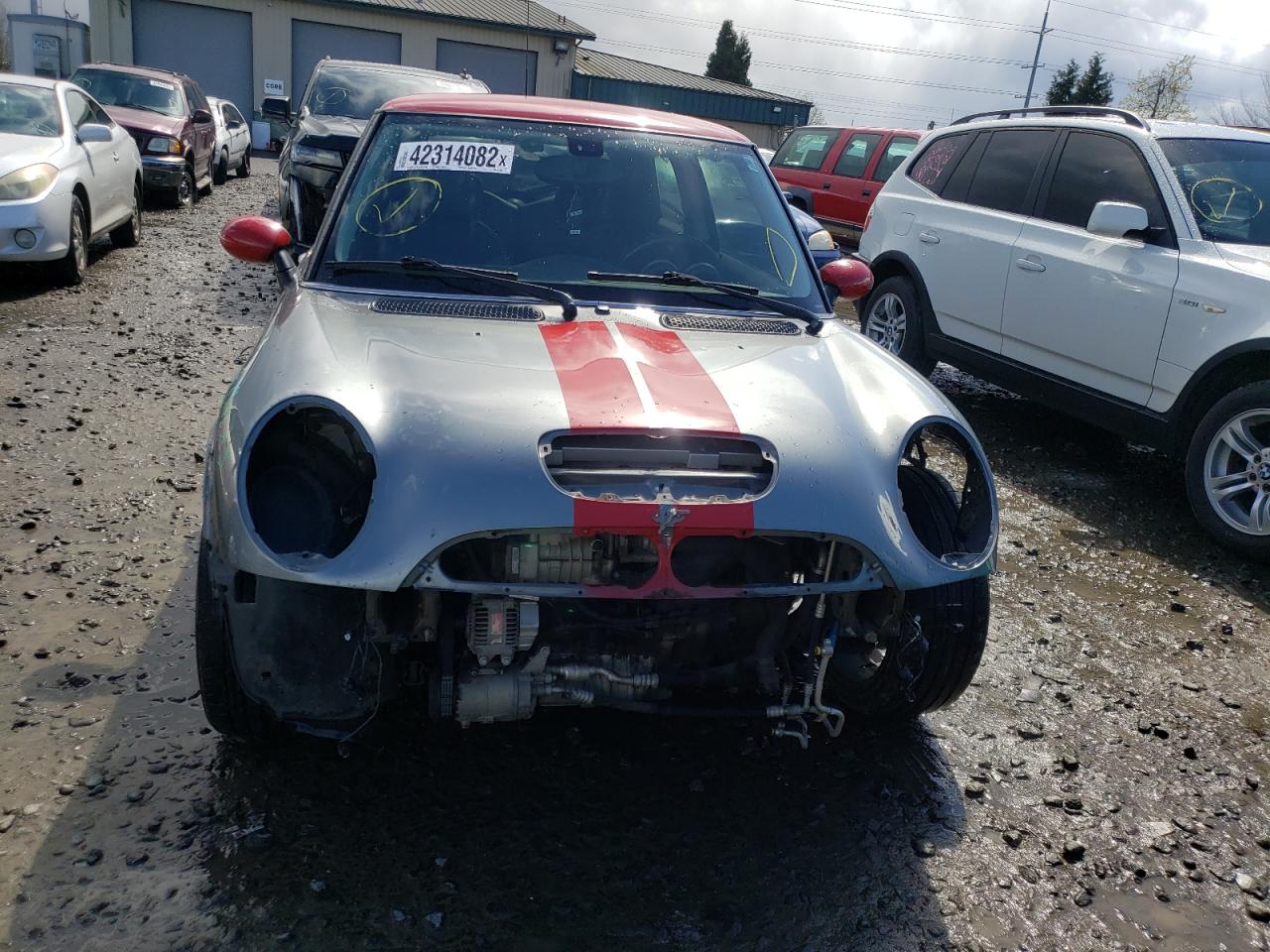 Photo 9 from auction – 2006 MINI COOPER S with VIN WMWRE33576TL24360