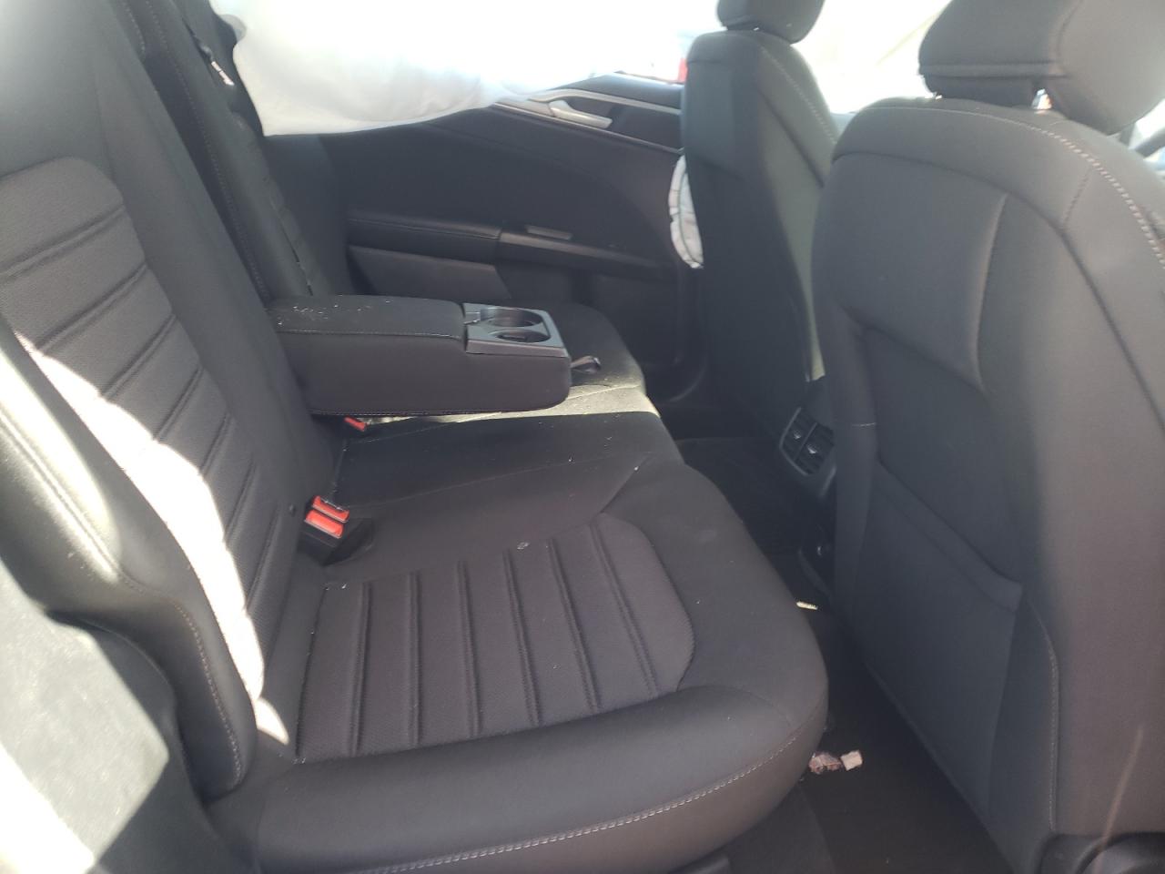 Photo 6 from auction – 2020 FORD FUSION SE with VIN 3FA6P0HD8LR222065