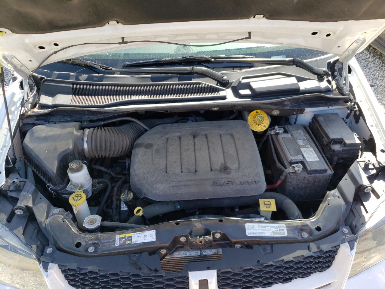 صورة رقم 7 من المزاد - 2019 DODGE GRAND CARA مع VIN 2C4RDGEG2KR769019
