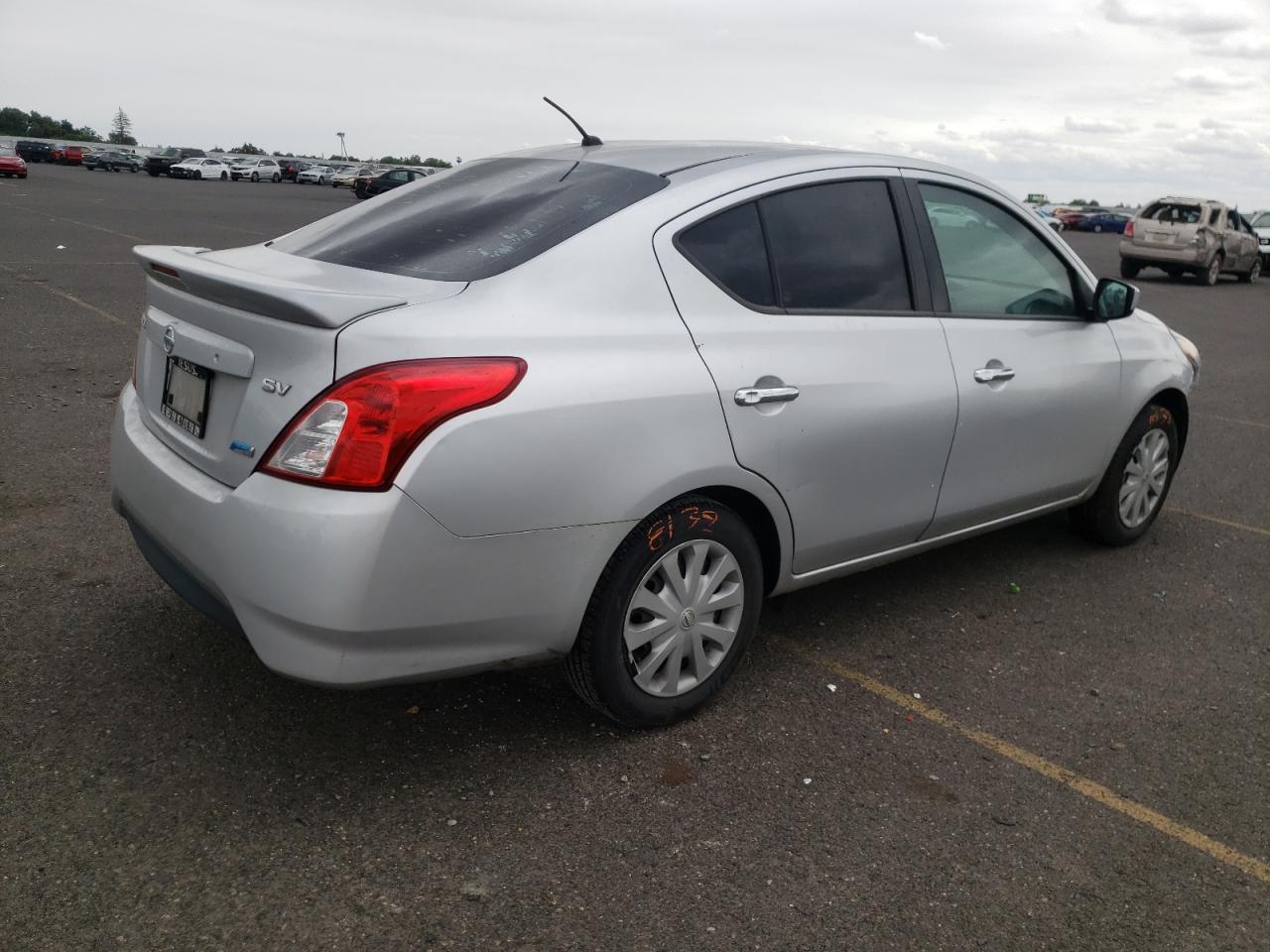 Photo 4 from auction – 2015 NISSAN VERSA S with VIN 3N1CN7AP2FL847409