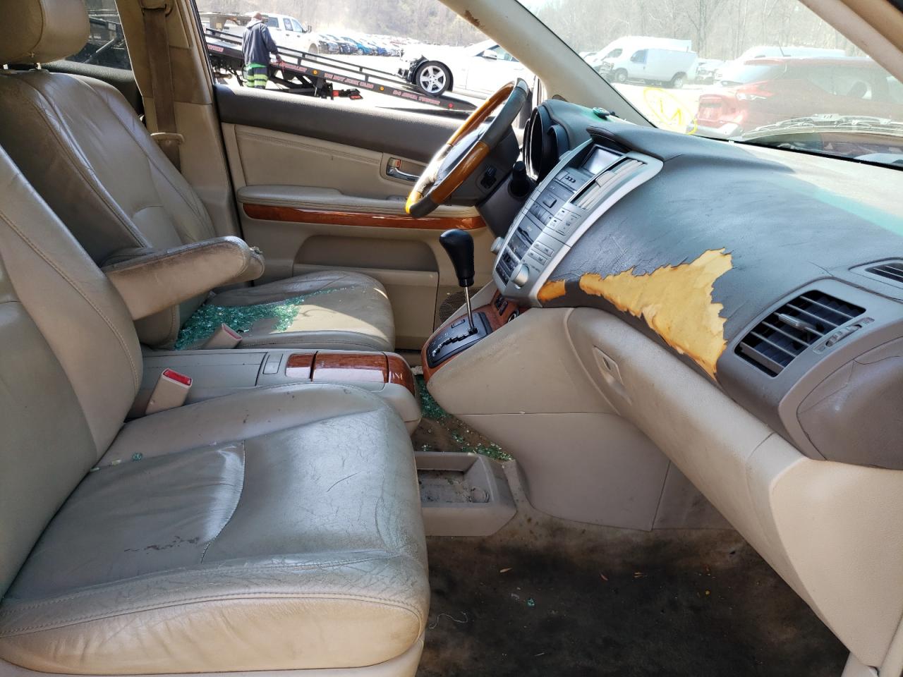 Photo 5 from auction – 2004 LEXUS RX 330 with VIN JTJHA31U140031585