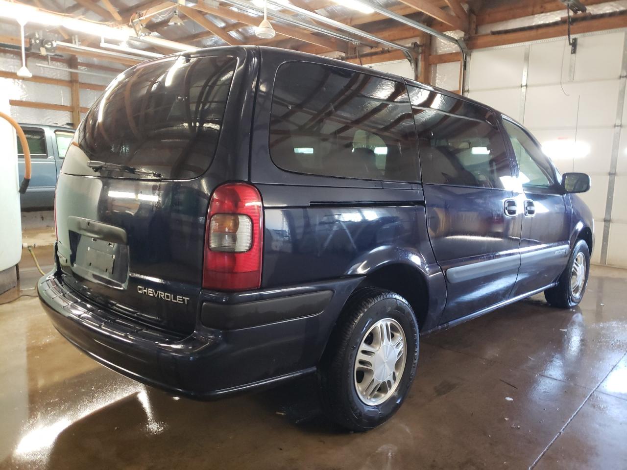 Photo 4 from auction – 2003 CHEVROLET VENTURE with VIN 1GNDX03E63D308492