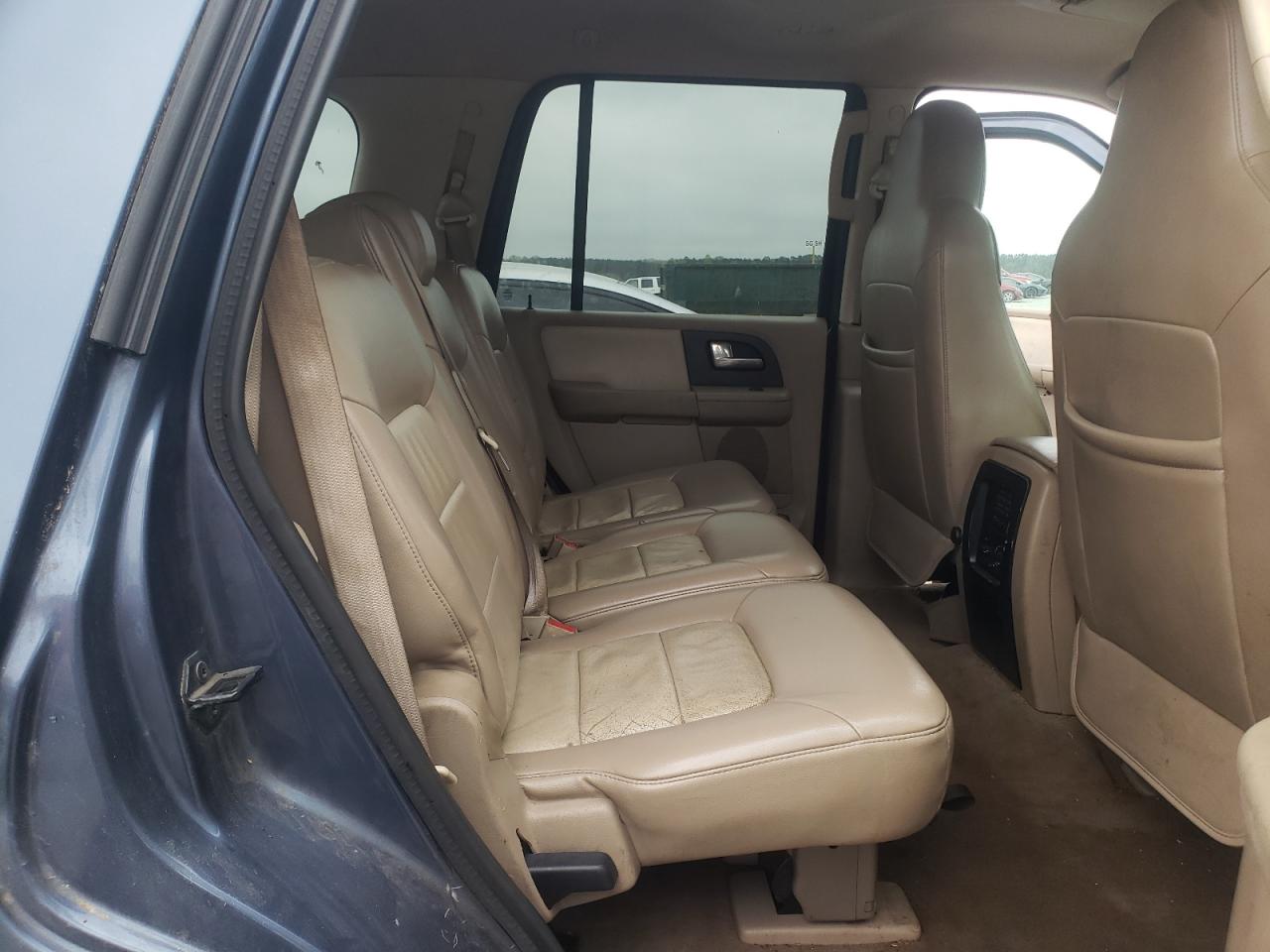 Photo 6 from auction – 2004 FORD EXPEDITION with VIN 1FMRU17W64LB11891