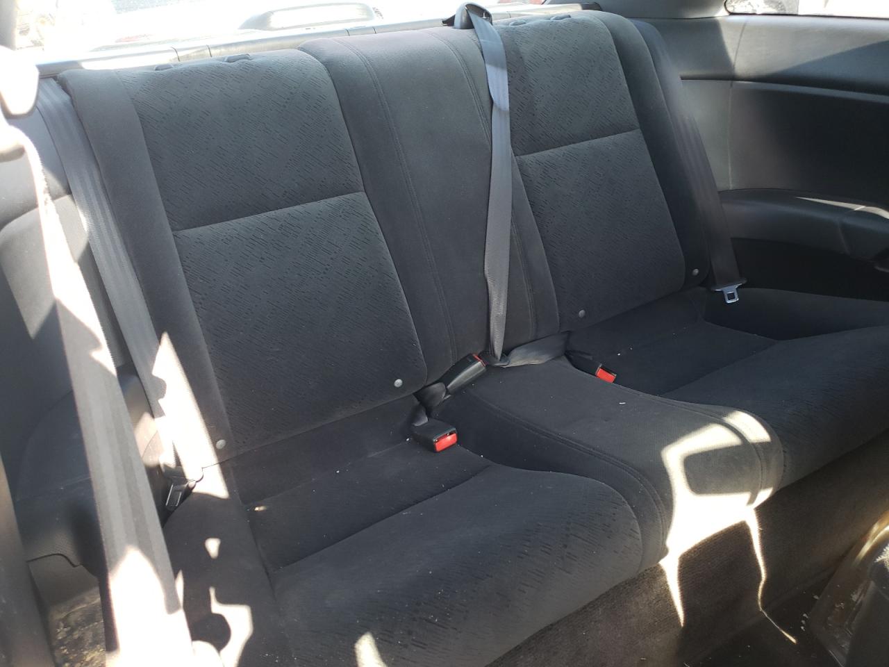 Photo 6 from auction – 2005 HONDA CIVIC EX with VIN 1HGEM22945L028716