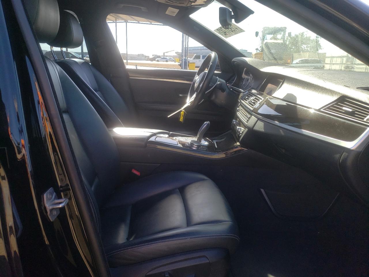 Photo 5 from auction – 2015 BMW 528 I with VIN WBA5A5C54FD523964