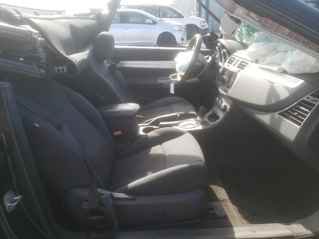 Photo 5 from auction – 2010 CHRYSLER SEBRING TO with VIN 1C3BC5ED5AN127795