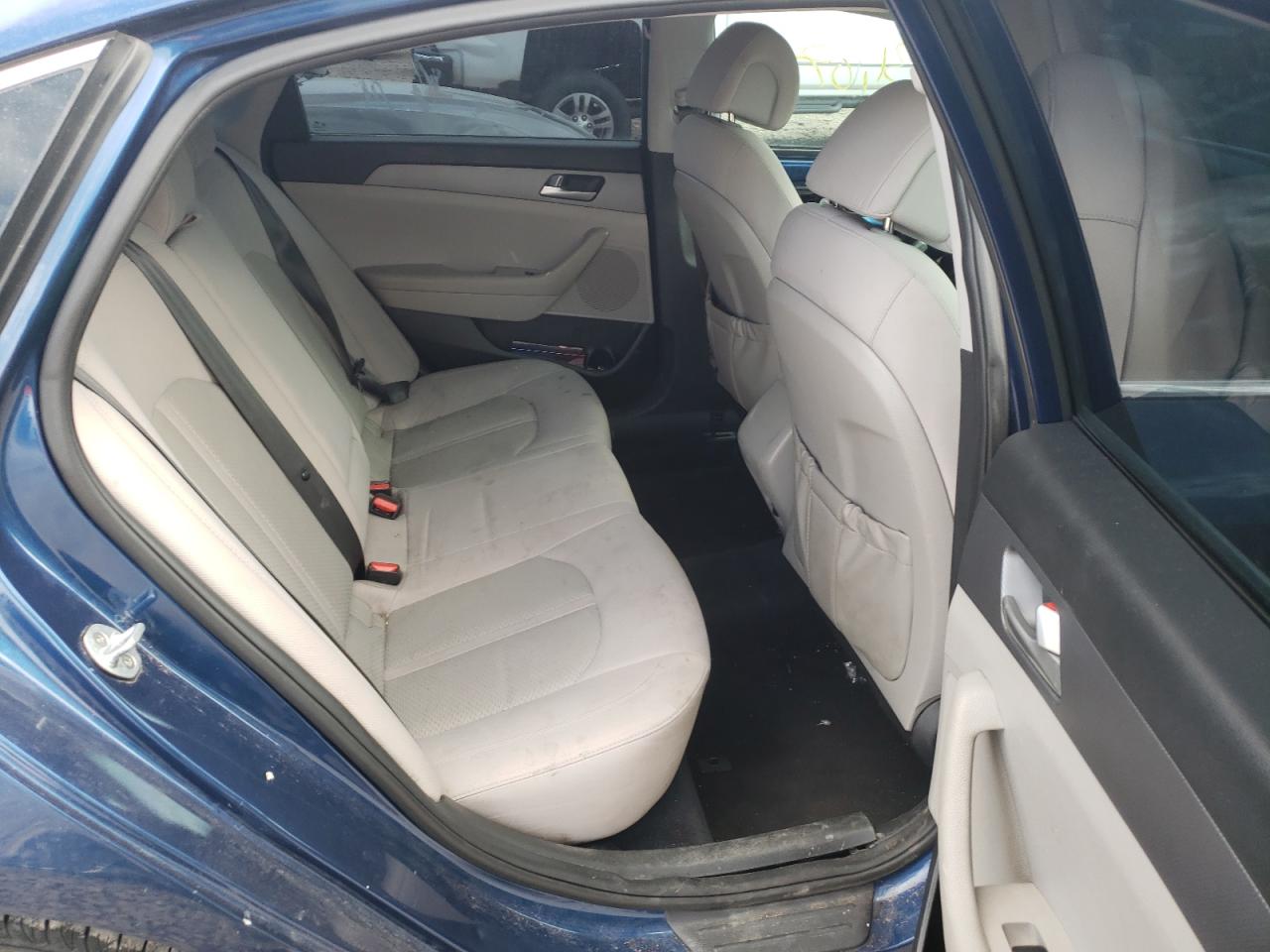 Photo 6 from auction – 2017 HYUNDAI SONATA SE with VIN 5NPE24AF4HH579910