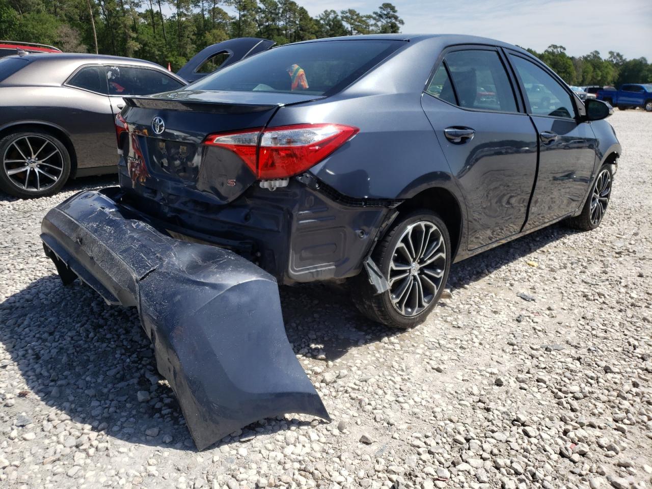 Photo 4 from auction – 2016 TOYOTA COROLLA L with VIN 5YFBURHE3GP541206