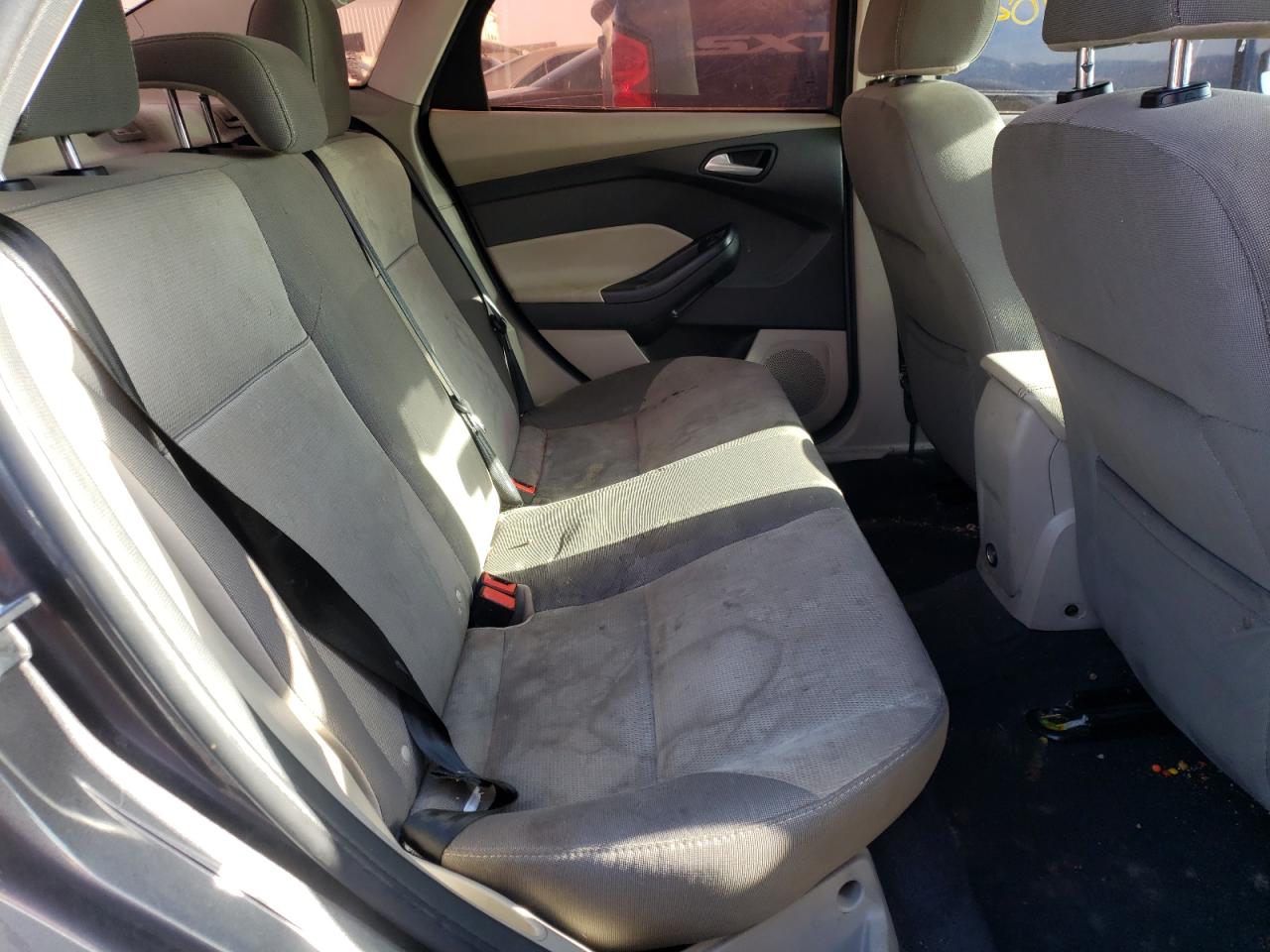 Photo 6 from auction – 2013 FORD FOCUS SE with VIN 1FADP3F20DL372651