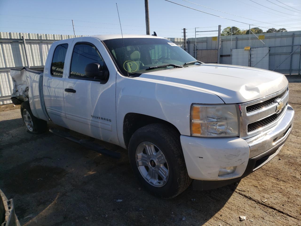 Photo 1 from auction – 2011 CHEVROLET SILVERADO with VIN 1GCRCSE0XBZ135147