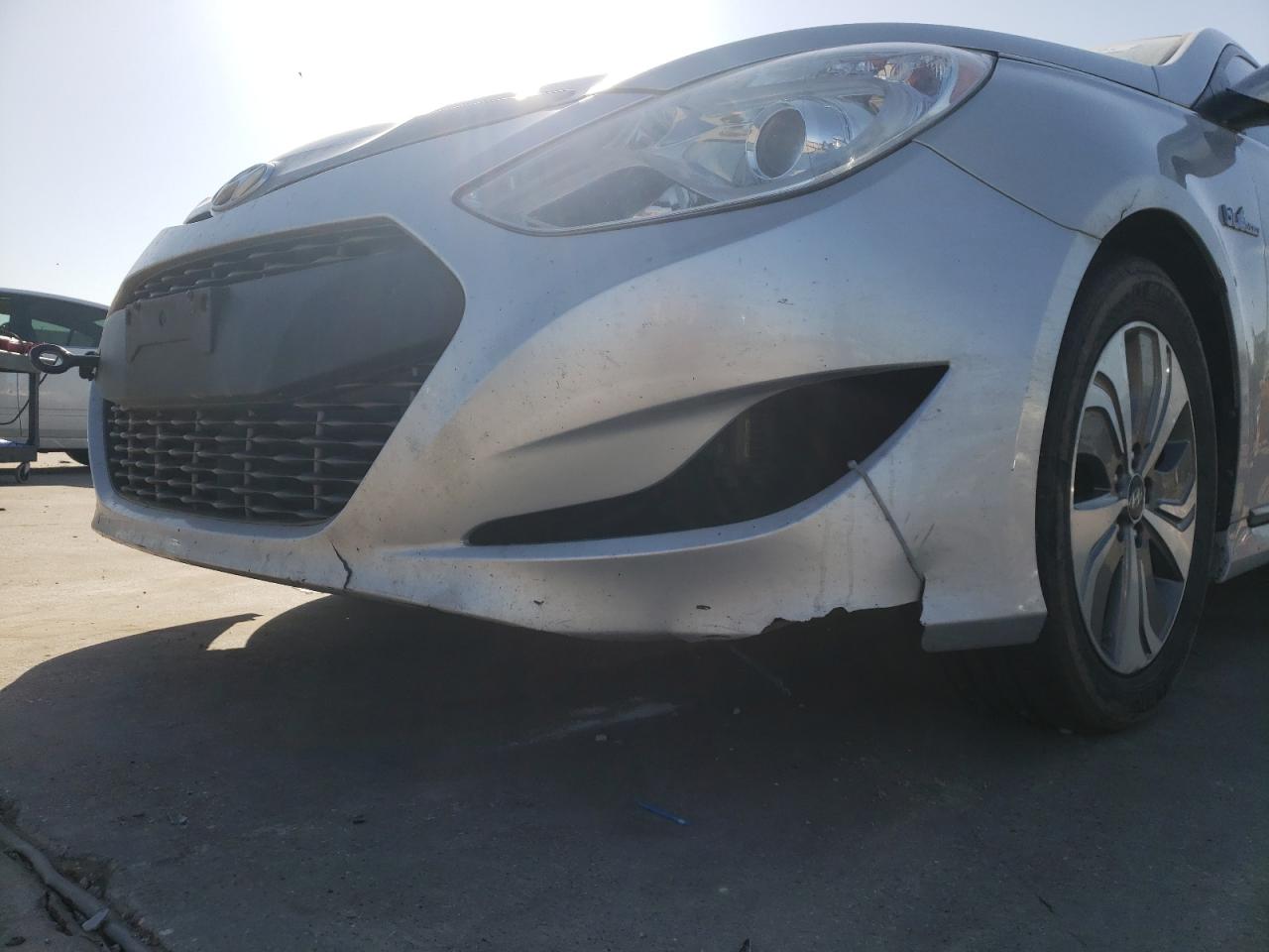 Photo 9 from auction – 2013 HYUNDAI SONATA HYB with VIN KMHEC4A46DA080938