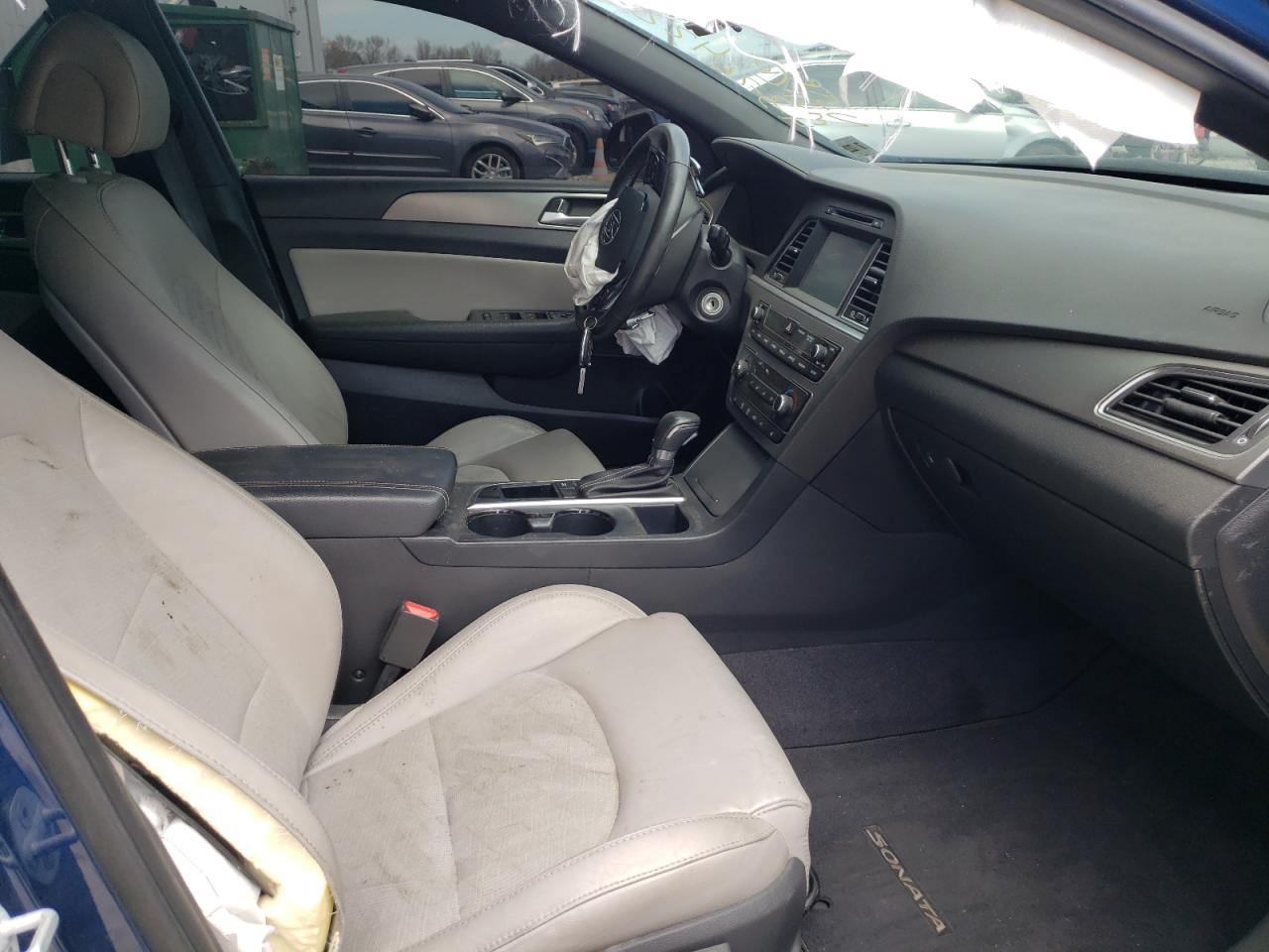 Photo 5 from auction – 2017 HYUNDAI SONATA SPO with VIN 5NPE34AB7HH480430