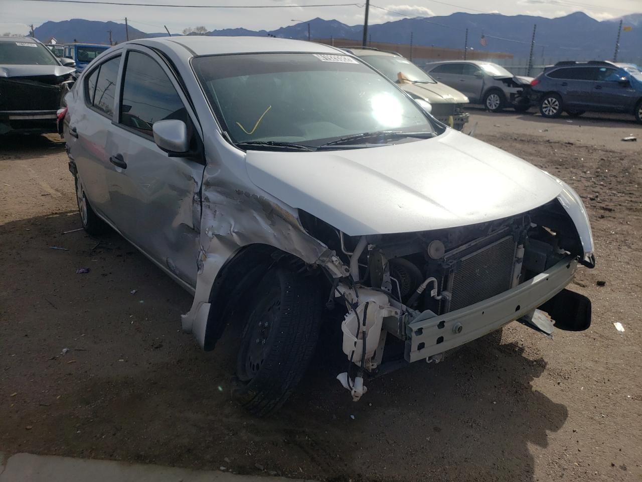 NISSAN VERSA S 2017 with VIN 3N1CN7AP6HL880349 - Photo from auction