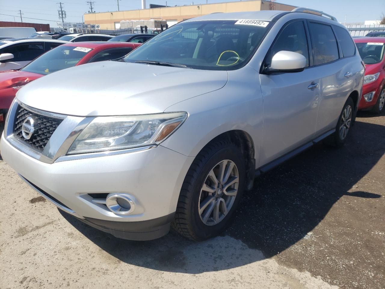 Photo 2 from auction – 2014 NISSAN PATHFINDER with VIN 5N1AR2MM4EC600685