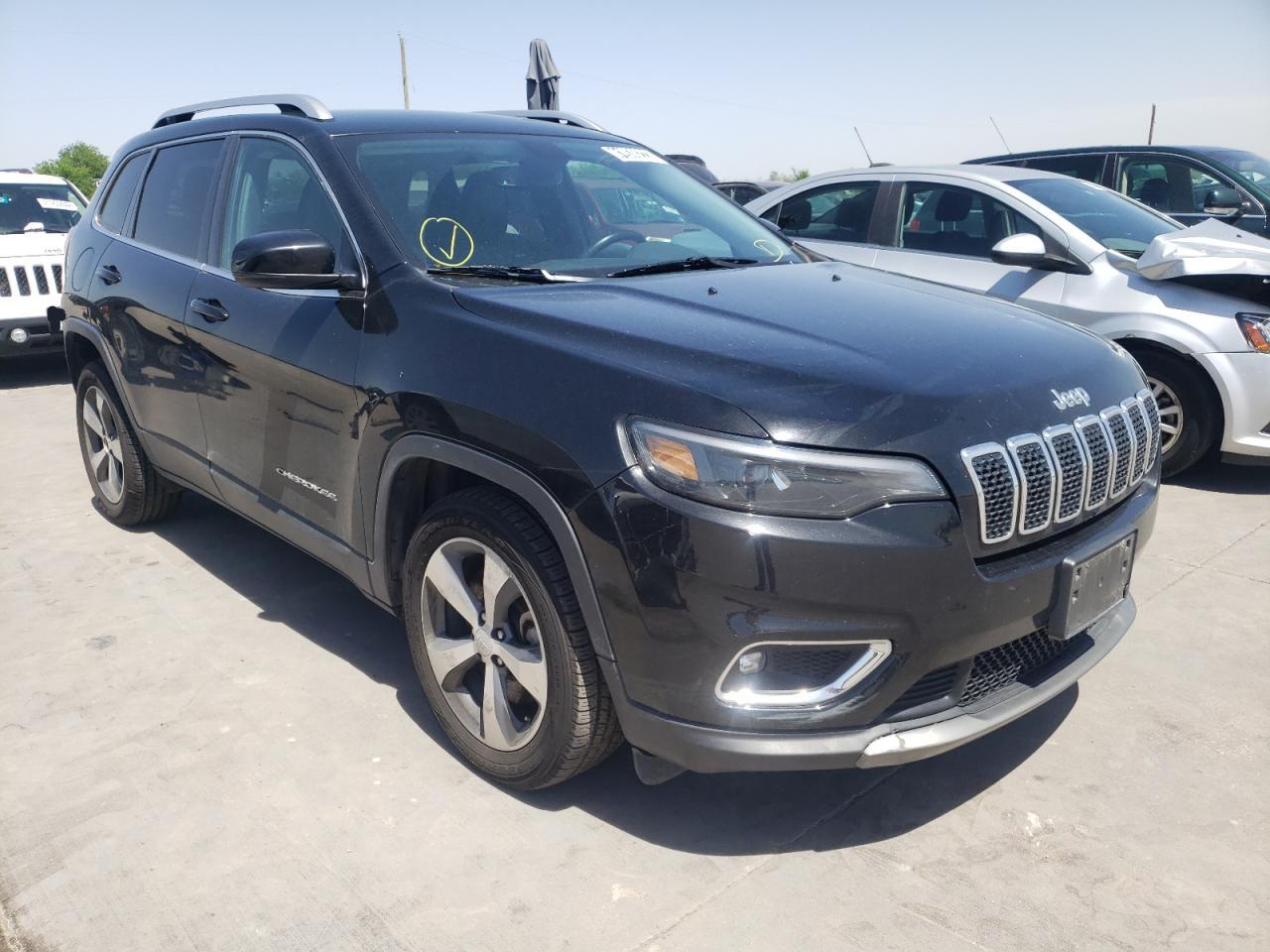 JEEP CHEROKEE L 2019 with VIN 1C4PJLDB6KD419474 - Photo from auction