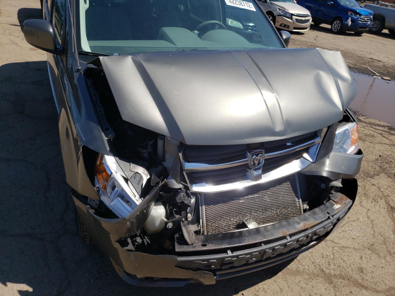 Photo 7 from auction – 2010 DODGE GRAND CARA with VIN 2D4RN5D15AR269002