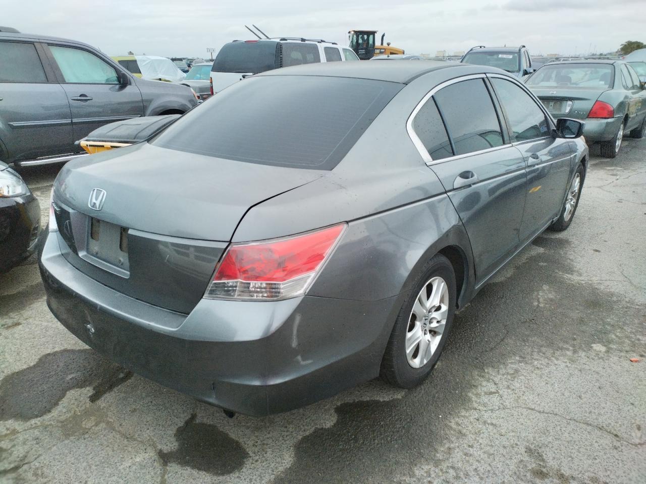 Photo 4 from auction – 2008 HONDA ACCORD with VIN JHMCP26488C020620
