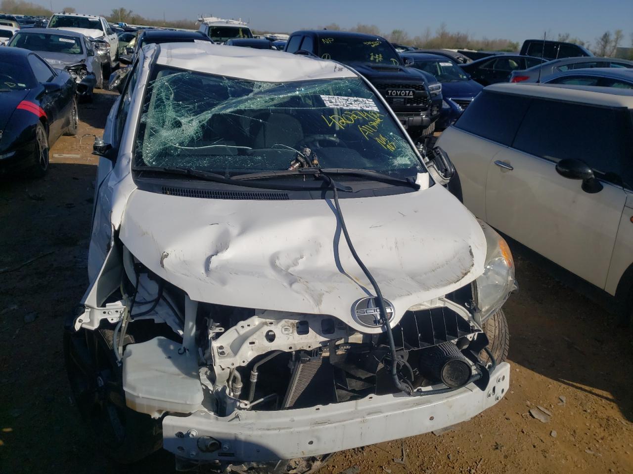 Photo 9 from auction – 2008 SCION XD with VIN JTKKU10468J030043