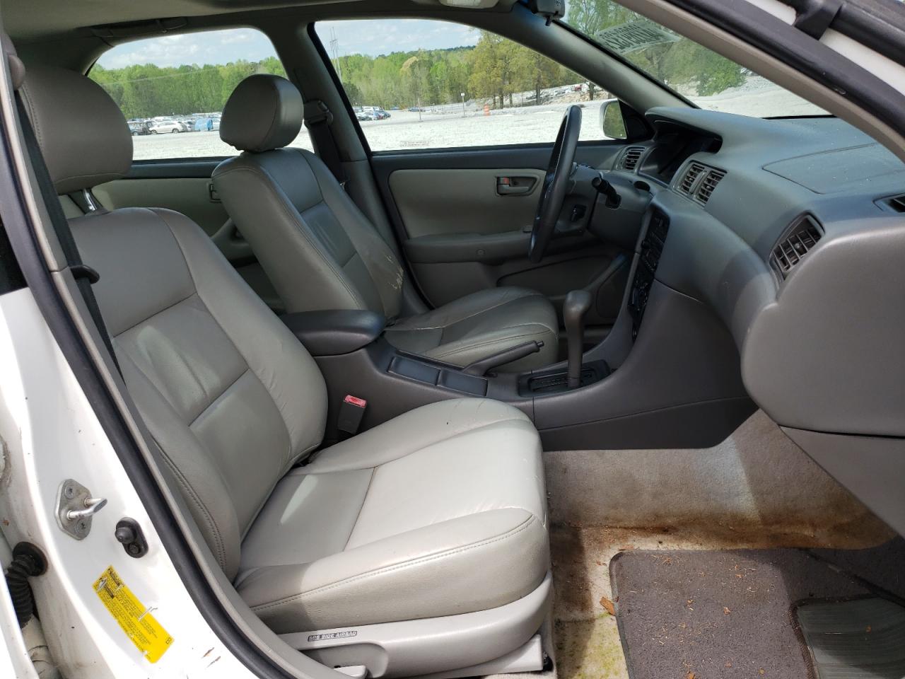 Photo 5 from auction – 1998 TOYOTA CAMRY CE with VIN 4T1BF28K4WU054391