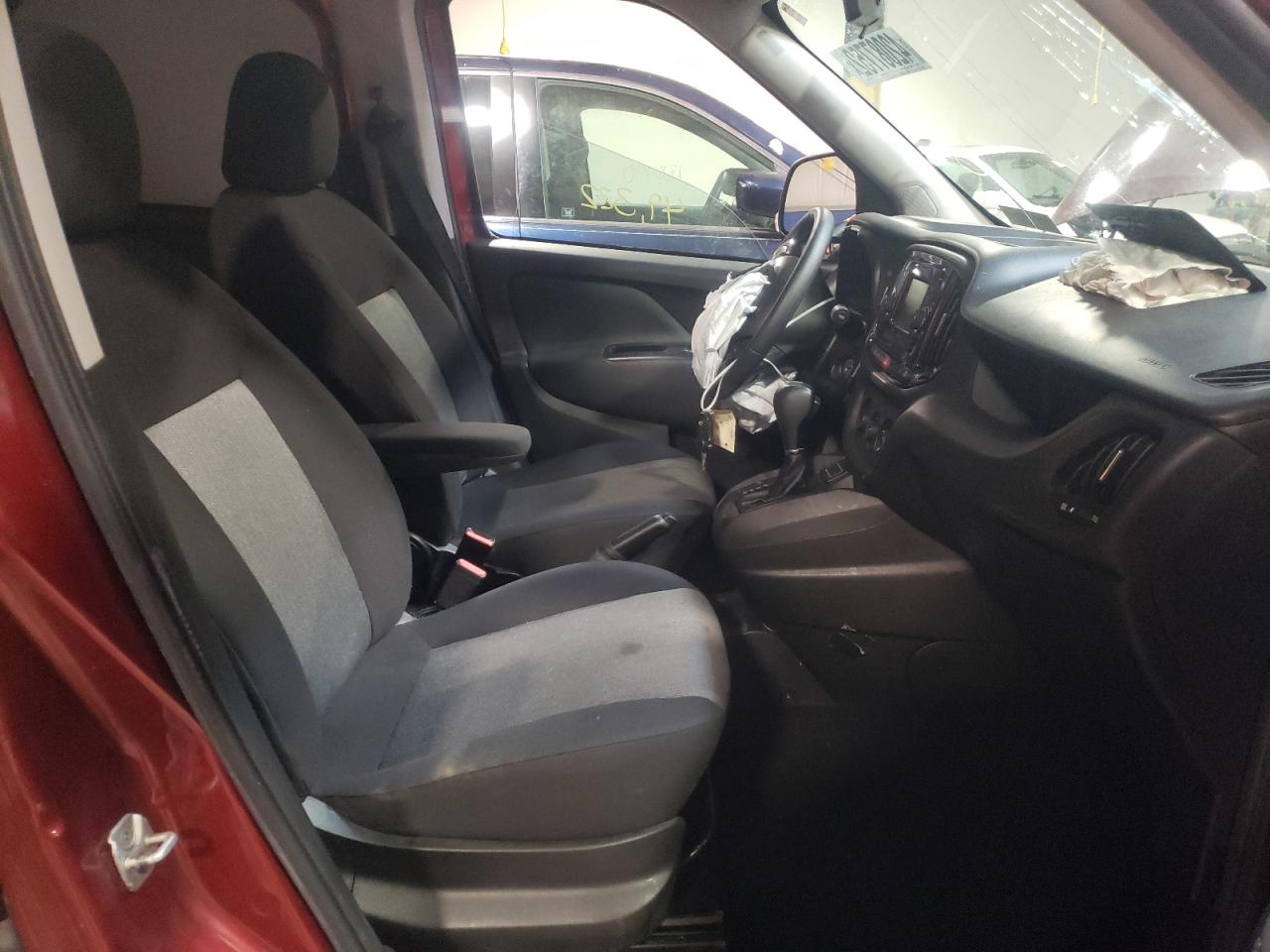 Photo 5 from auction – 2017 RAM PROMASTER with VIN ZFBERFBBXH6F23893