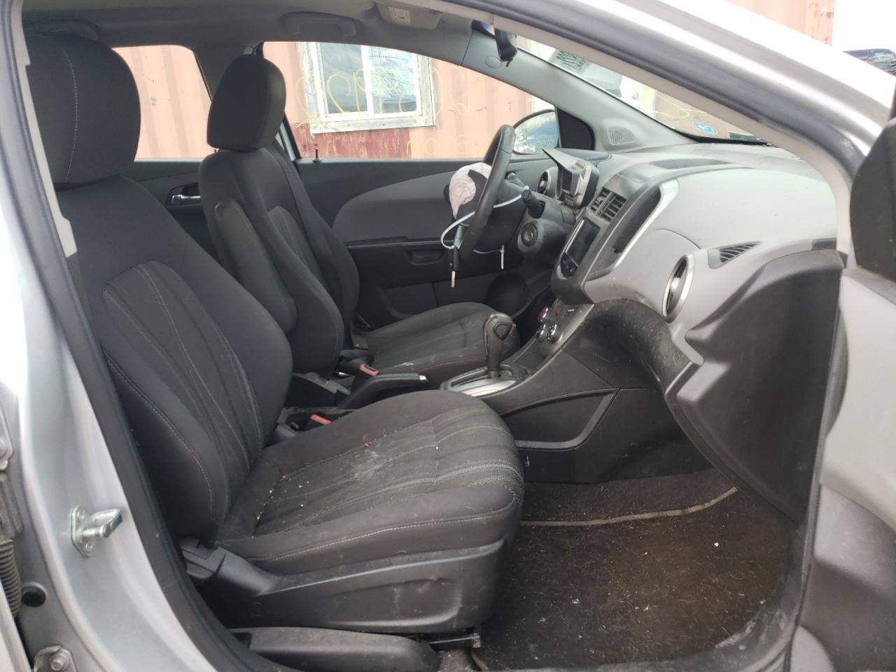 Photo 5 from auction – 2013 CHEVROLET SONIC LT with VIN 1G1JC6SH3D4256318