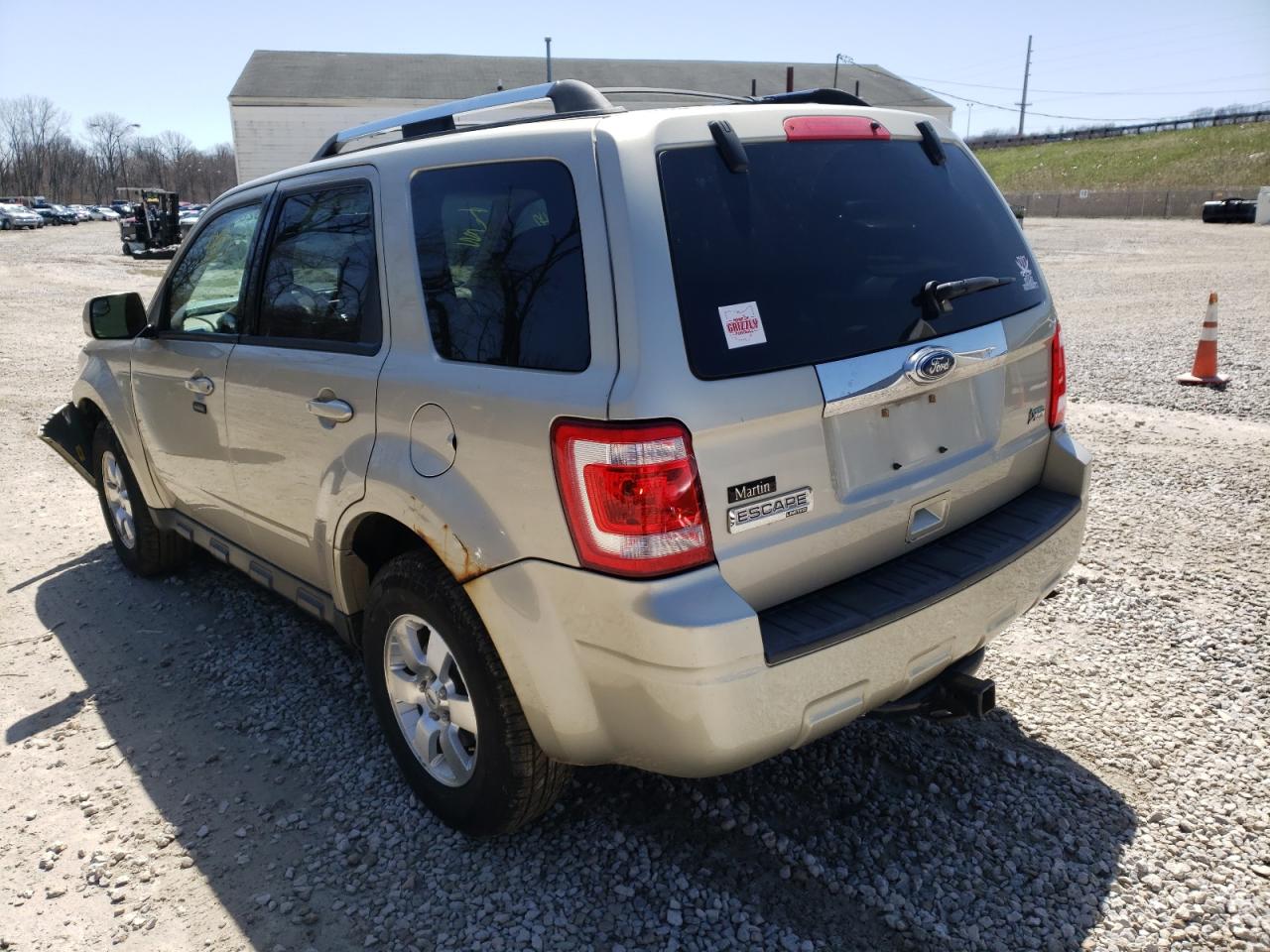 Photo 3 from auction – 2010 FORD ESCAPE LIM with VIN 1FMCU9EG8AKB51889