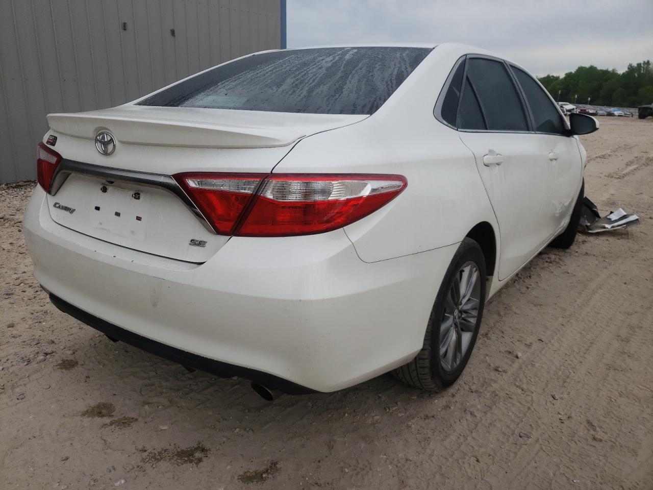 Photo 4 from auction – 2017 TOYOTA CAMRY SE with VIN 4T1BF1FK7HU347850