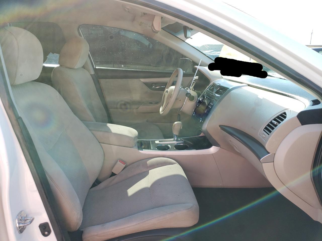 Photo 5 from auction – 2015 NISSAN ALTIMA 2.5 with VIN 1N4AL3AP2FN374622