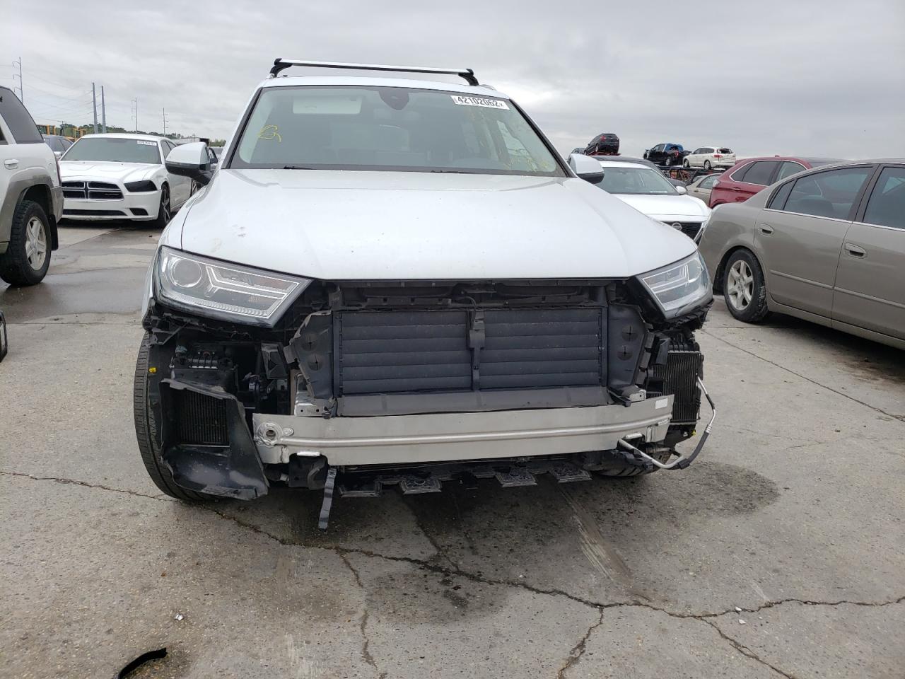 Photo 9 from auction – 2018 AUDI Q7 PREMIUM with VIN WA1LAAF74JD021202