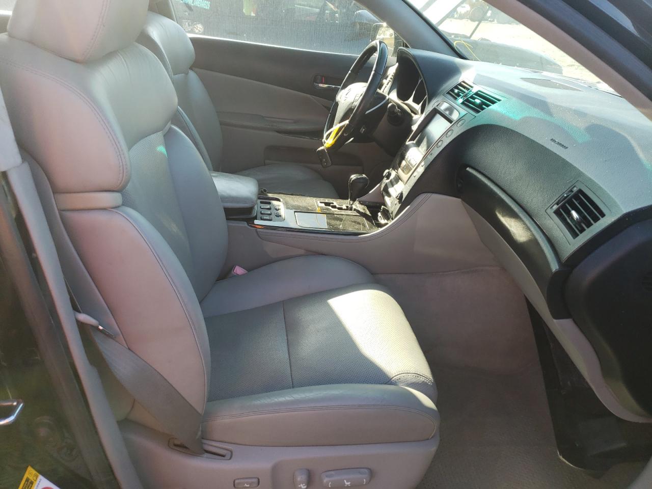 Photo 5 from auction – 2006 LEXUS GS 430 with VIN JTHBN96S165010859