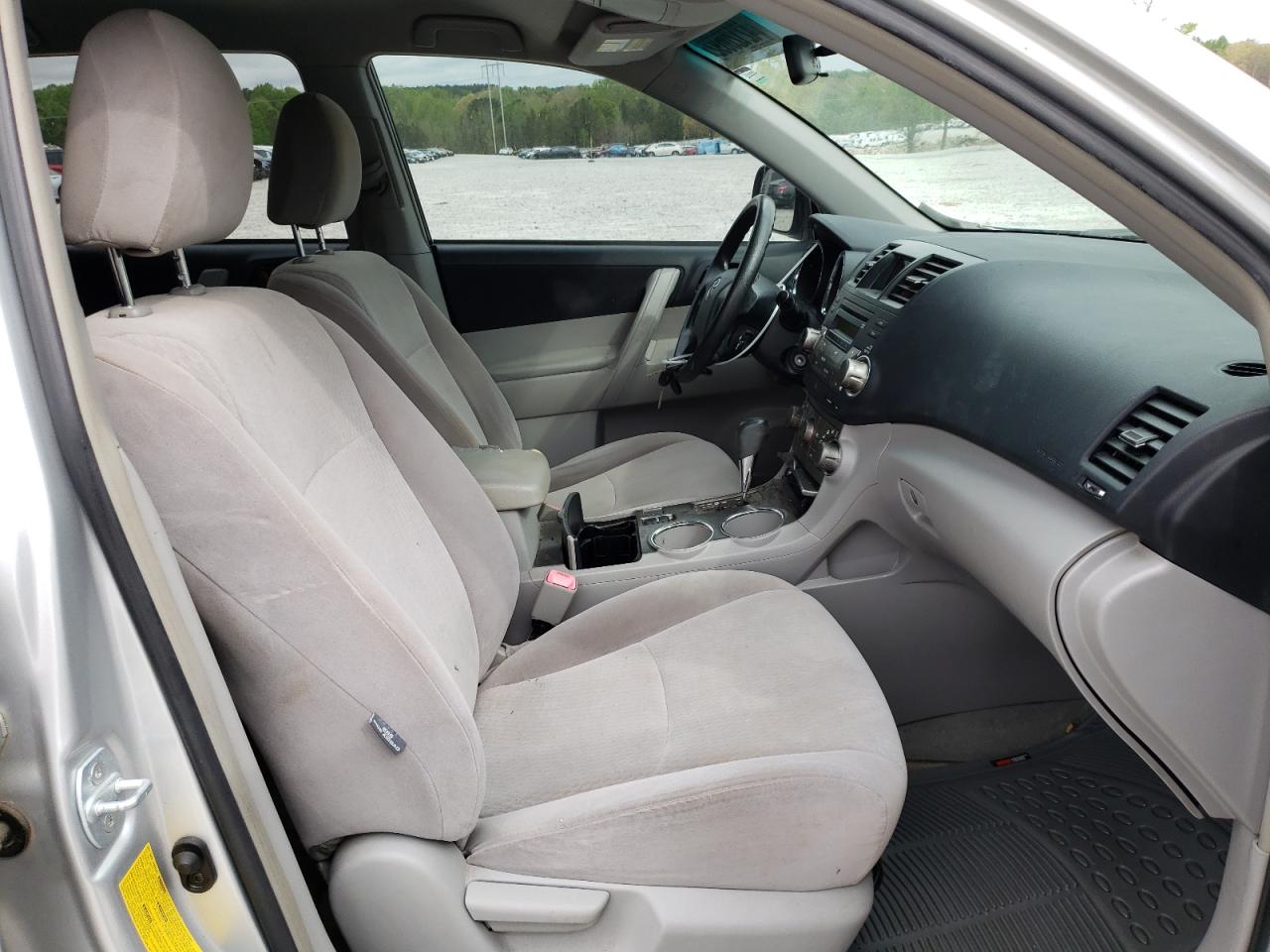 Photo 5 from auction – 2008 TOYOTA HIGHLANDER with VIN JTEDS41A382021303